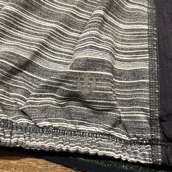 Lululemon grey on grey tank top - Picture 8 of 10